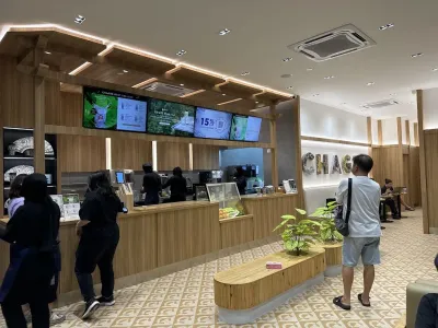 CHAGEE @ Iconic Point