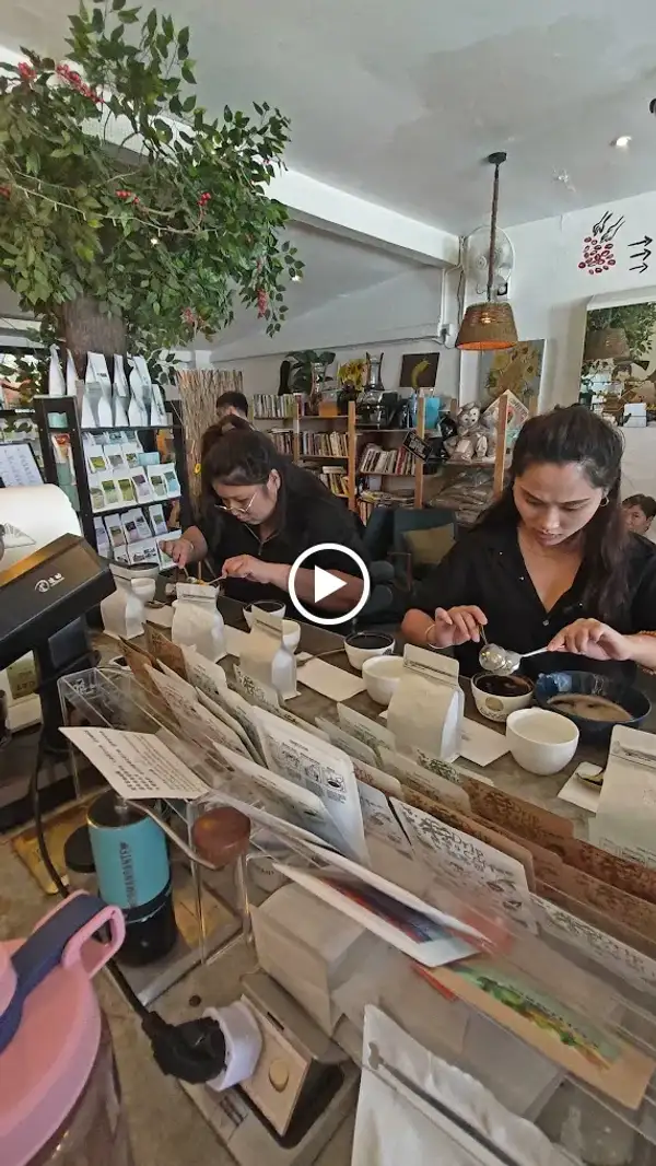 August Drip Coffee - 八月咖啡工作室