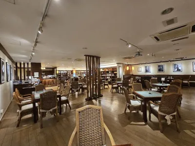 静思书轩（吉隆坡店）Jing-Si Books & Cafe (Bukit Bintang)