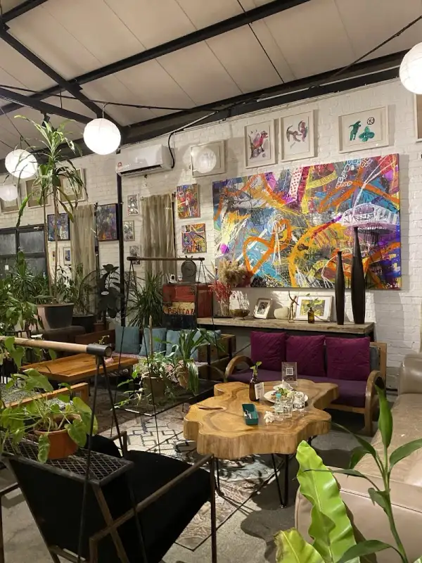 Warunk Koffie by Wood & Steel